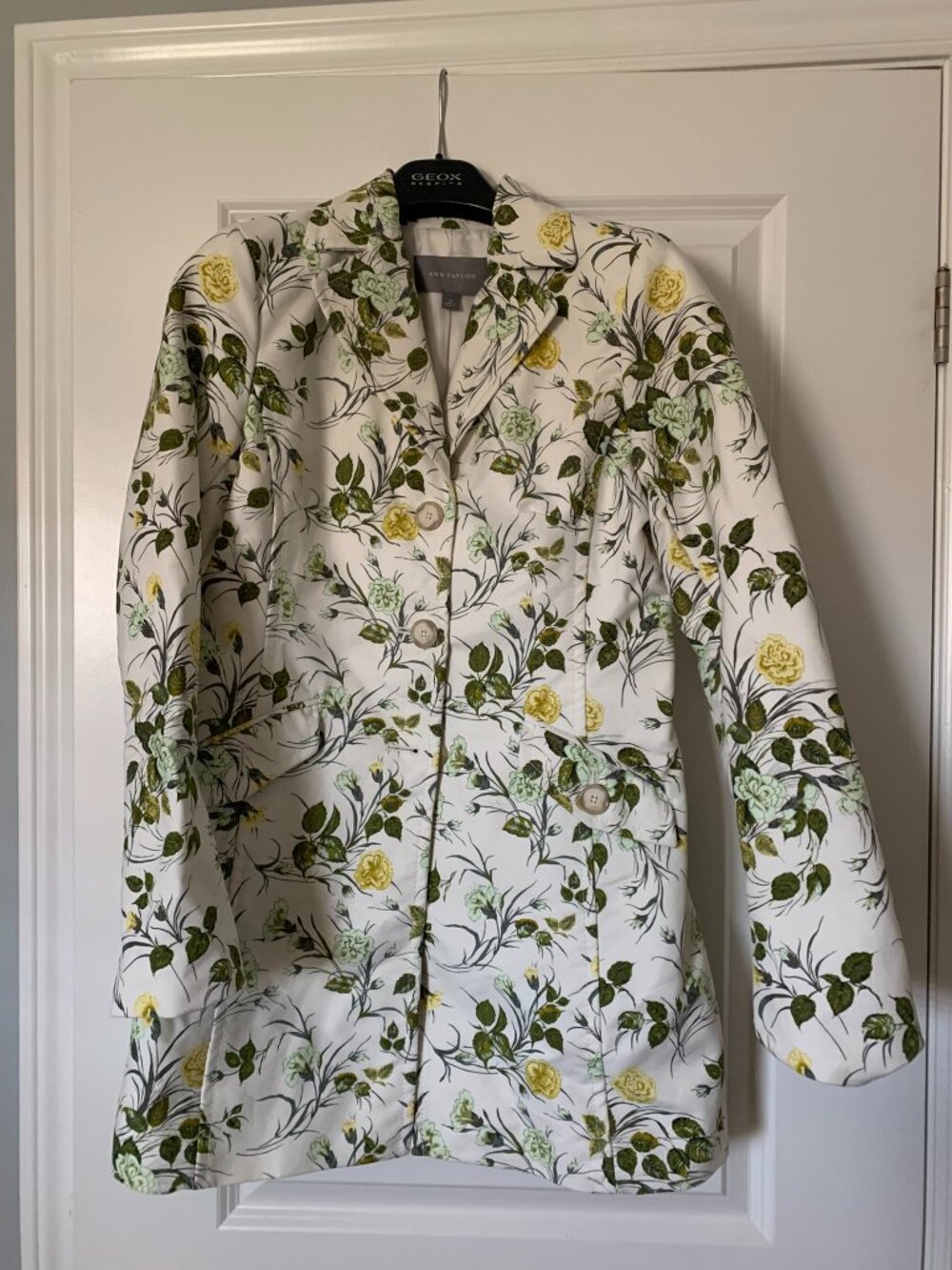 Ann Taylor Trench Coat Women's Size Small Cream Green Lined Floral